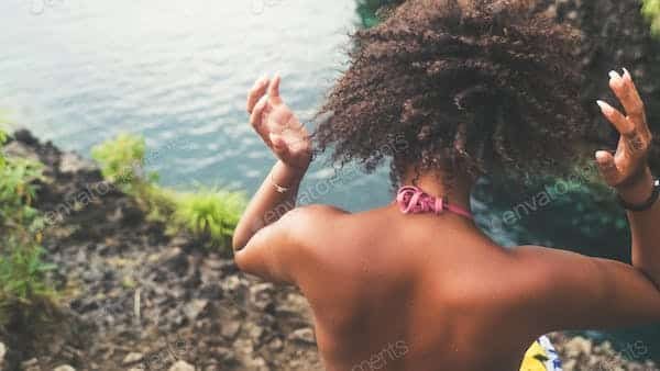 Quelles sont les meilleures façons de prendre soin de sa peau en utilisant du savon au curcuma ?